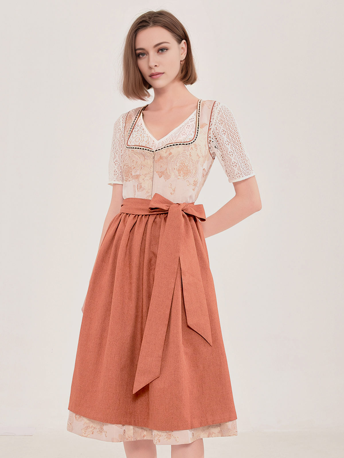 Dirndl in Braun mit perfektem Schnitt
