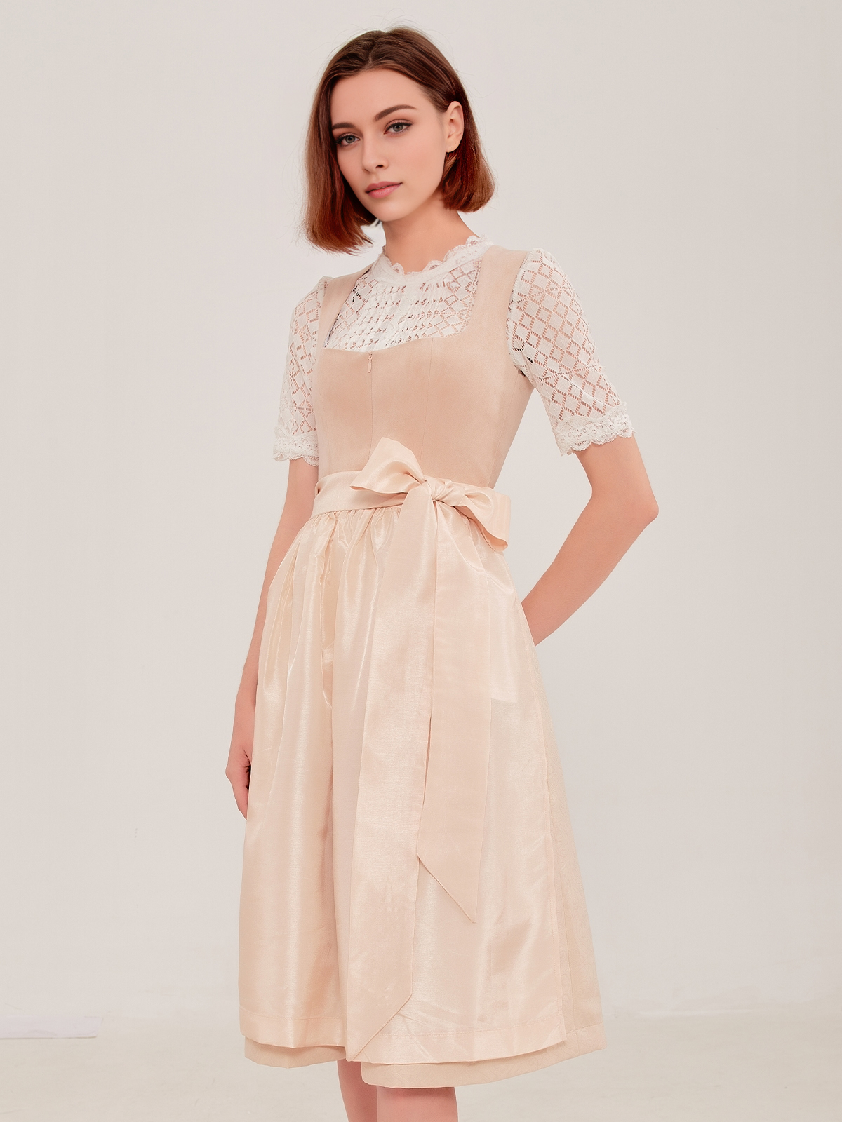 Traditionelles Dirndl