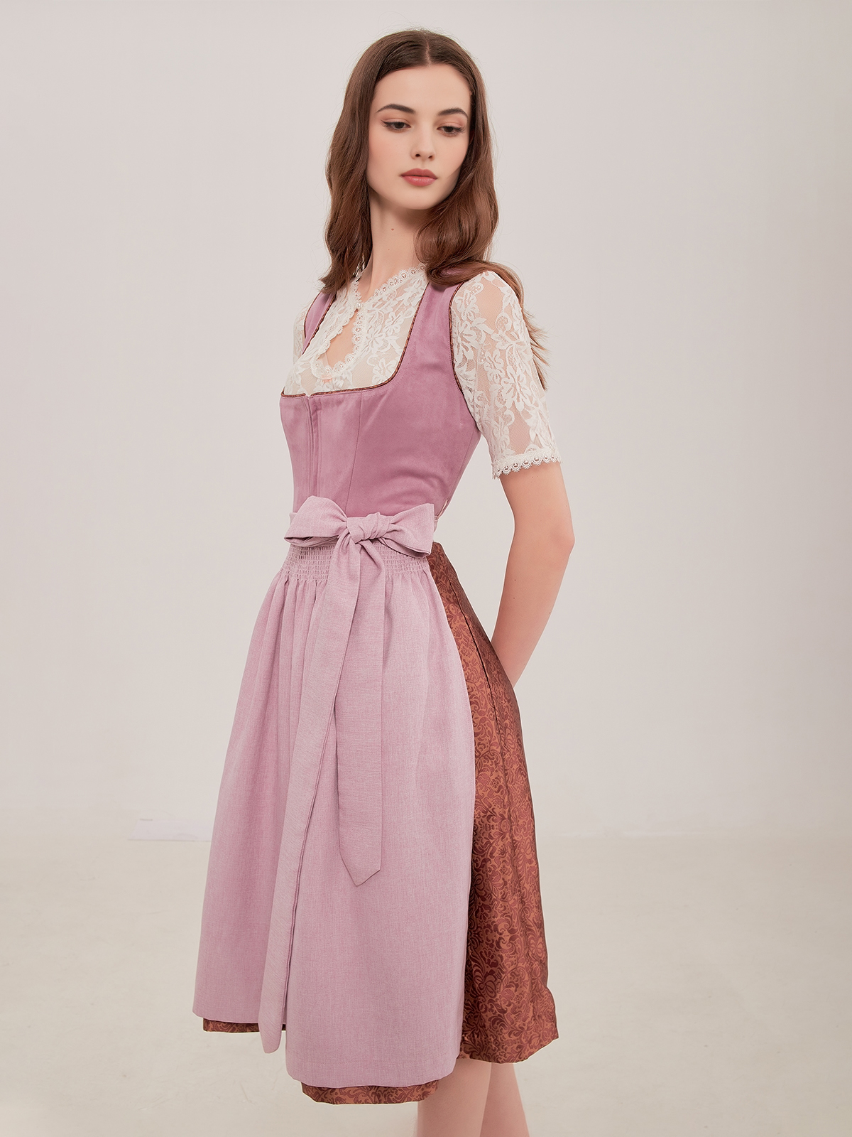Dirndl schwarz lila