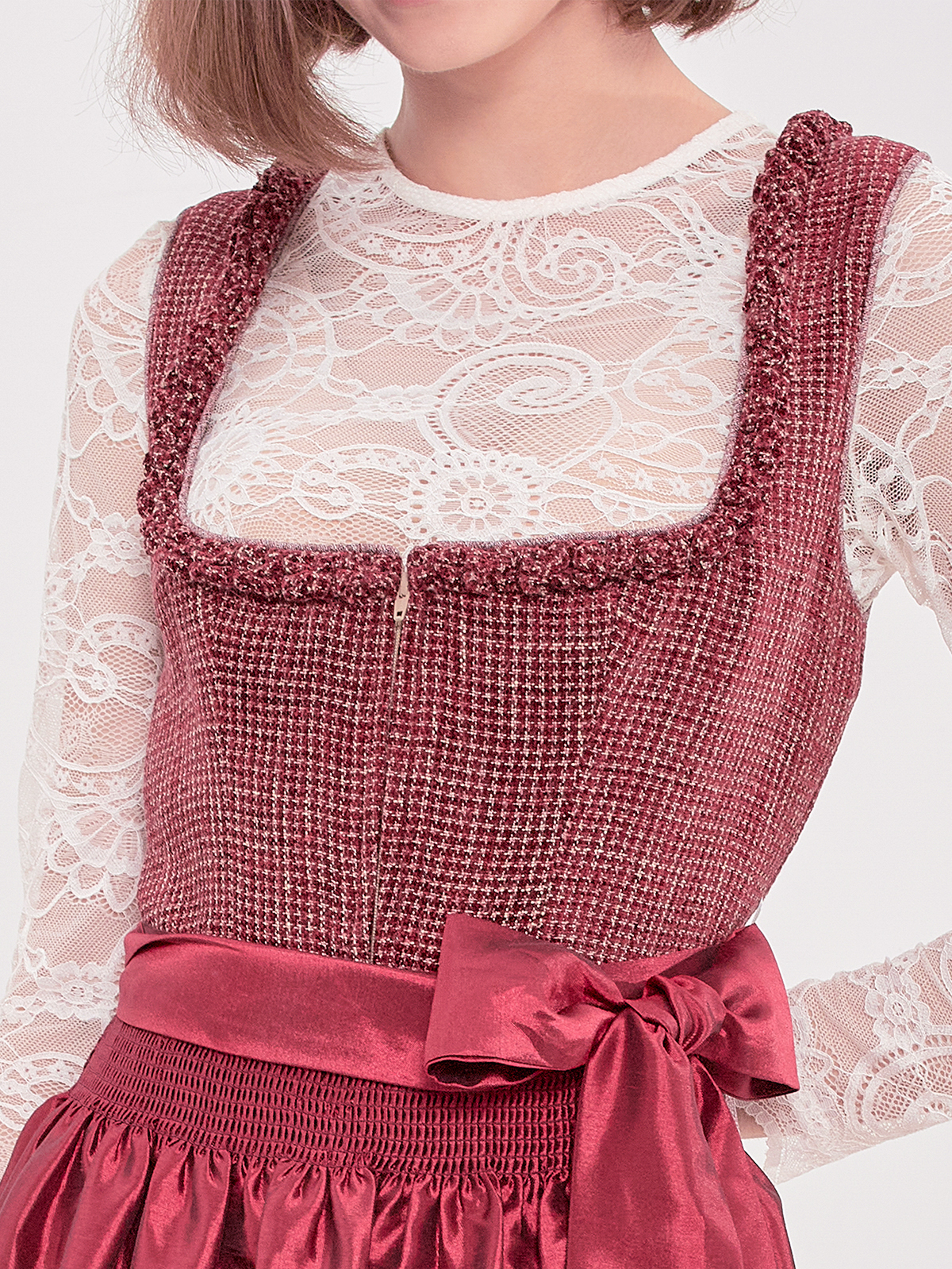 Ehreer Dirndl in Rot